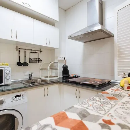 Apartment Cozy And Well Located In The Center Of Seville