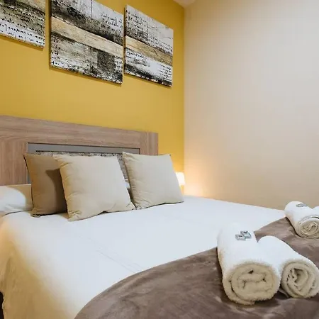 Cozy And Well Located In The Center Of Apartment